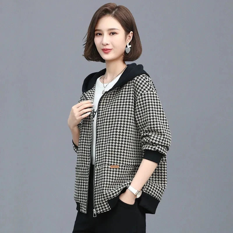 2024 Autumn Winter New Middle-aged and elderly Mothers Short Jacket Women's Patchwork Hooded Plaid Coat Casual Tops