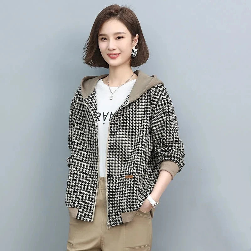 2024 Autumn Winter New Middle-aged and elderly Mothers Short Jacket Women's Patchwork Hooded Plaid Coat Casual Tops